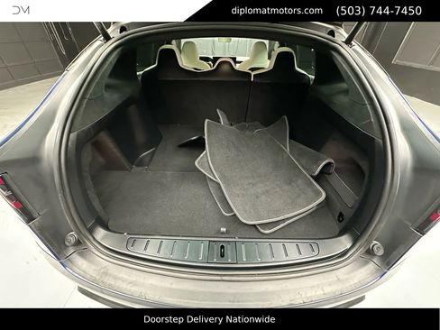 Used 2022 Tesla Model X image 42