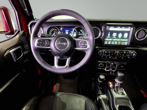 Used 2023 Jeep Wrangler Sahara w/ Cold Weather Group image 8