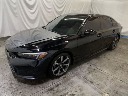 Certified 2025 Honda Civic Sport Touring image 4