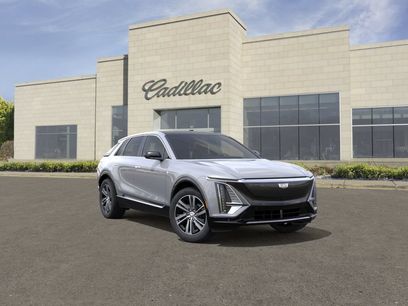New 2026 Cadillac Lyriq Luxury w/ LPO, Floor Liner Package