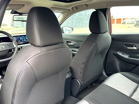 New 2026 Nissan Sentra SV w/ SV Convenience Package FWD image 15
