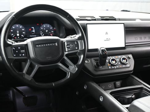 Certified 2023 Land Rover Defender 130 X-Dynamic SE image 8