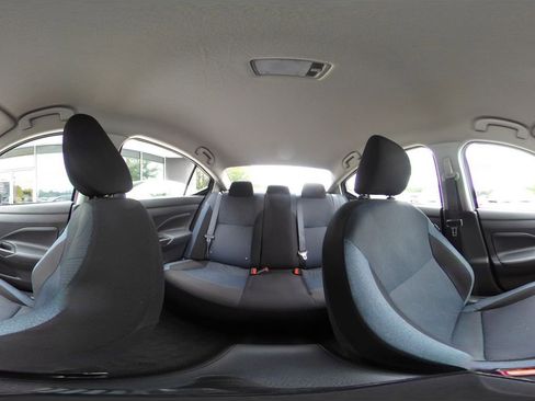Used 2025 Nissan Versa SV FWD image 42