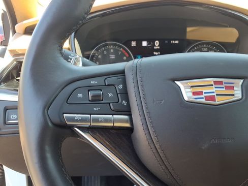 Certified 2024 Cadillac XT6 Sport w/ Platinum Package AWD/4WD image 30
