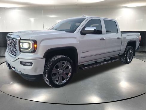 Used 2017 GMC Sierra 1500 Denali w/ Denali Ultimate Package image 12