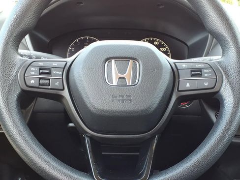Used 2024 Honda HR-V LX image 16