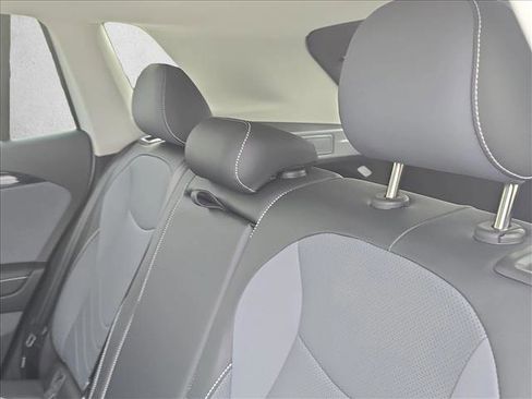 New 2026 Volkswagen Tiguan SE FWD image 20