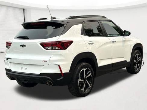 Used 2023 Chevrolet TrailBlazer RS AWD/4WD image 4