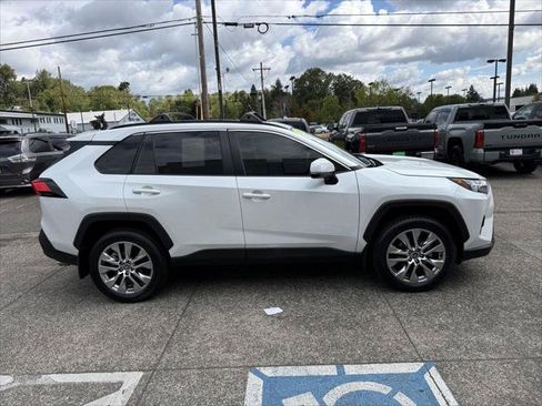 Certified 2024 Toyota RAV4 XLE Premium FWD image 9