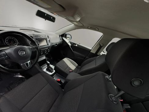 Used 2015 Volkswagen Tiguan S FWD image 12
