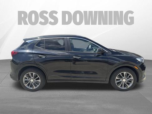 Used 2020 Buick Encore GX Select w/ Sport Touring Package FWD image 2