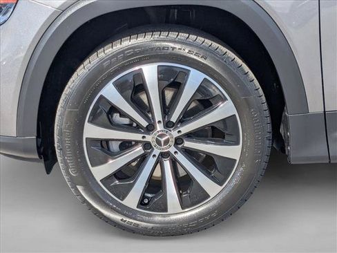 Used 2023 Mercedes-Benz GLB 250 4MATIC image 26