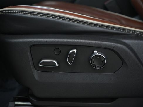 Used 2023 GMC Sierra 1500 Denali Ultimate image 28