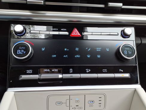 New 2026 Hyundai Santa Fe SEL FWD image 11