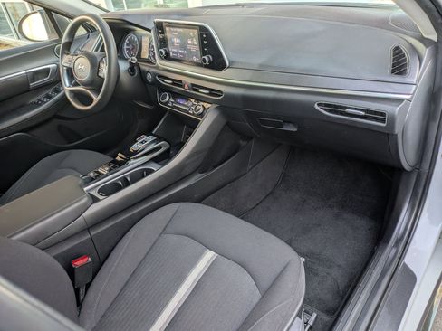Used 2022 Hyundai Sonata SEL w/ Cargo Package image 10