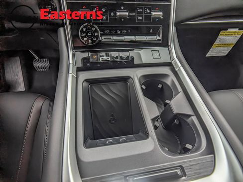 New 2026 Nissan Armada SL w/ Captain's Chari Seat Package image 14