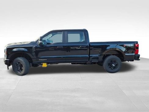 New 2026 Ford F250 XL w/ STX Appearance Package AWD/4WD image 5