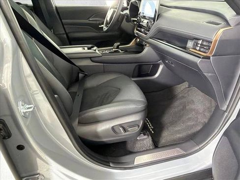 Used 2026 Toyota Grand Highlander AWD Hybrid image 14