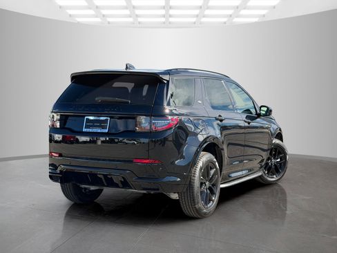 New 2026 Land Rover Discovery Sport Landmark AWD/4WD image 5