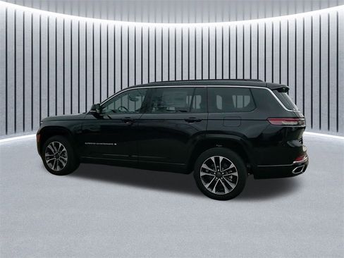 New 2025 Jeep Grand Cherokee L Overland w/ Trailer Tow Package image 14