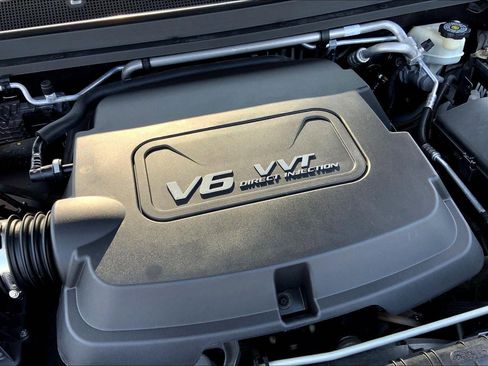 Used 2016 Chevrolet Colorado LT w/ LT Convenience Package image 30