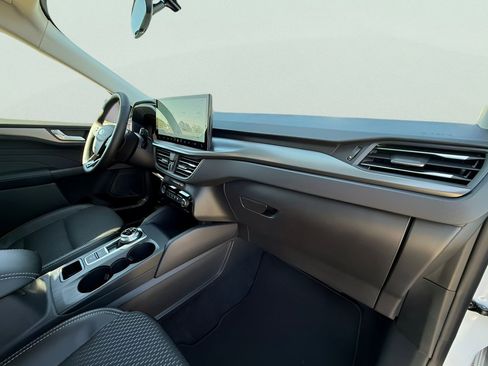 New 2026 Ford Escape Plug-in Hybrid image 15