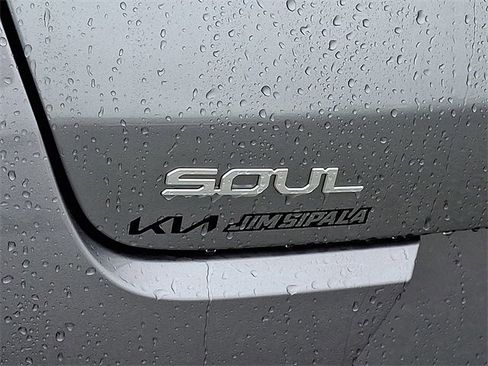 New 2025 Kia Soul LX w/ LX Technology Package image 15