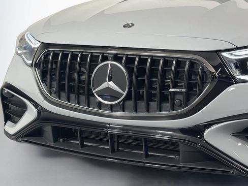 New 2026 Mercedes-Benz E 53 AMG e 4MATIC Sedan image 12