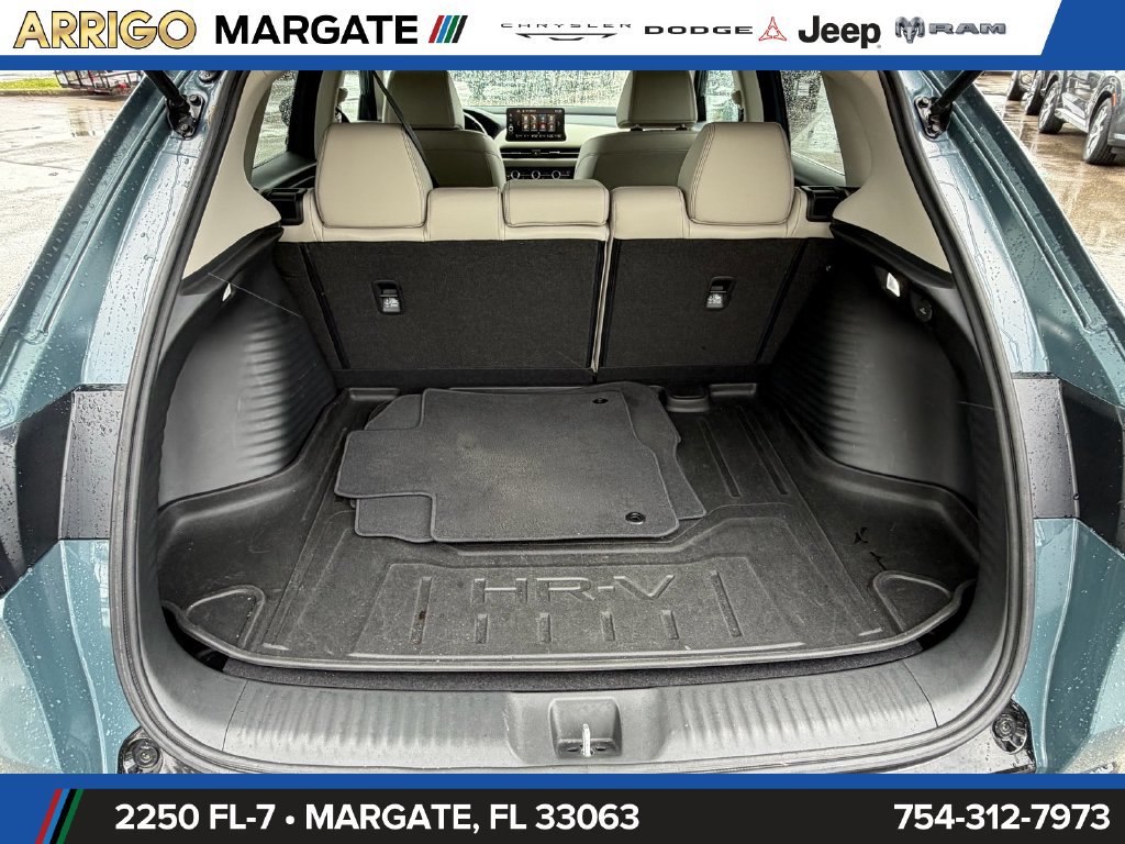 Used 2023 Honda HR-V EX-L image 13