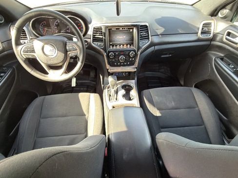 Used 2017 Jeep Grand Cherokee Laredo w/ Quick Order Package 23E AWD/4WD image 29