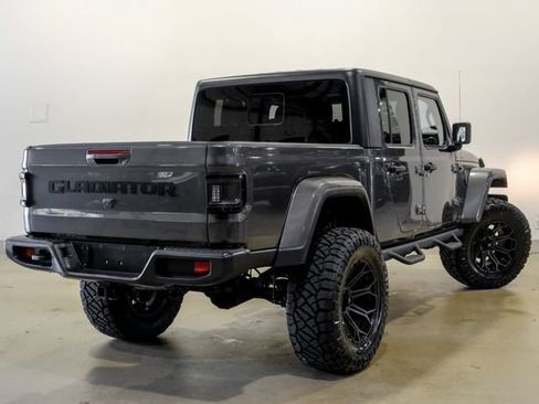 Used 2023 Jeep Gladiator Sport AWD/4WD image 5