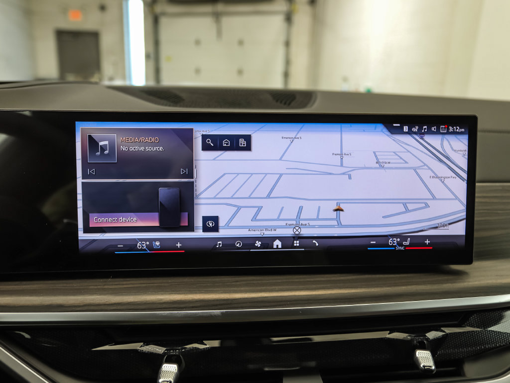 New 2027 BMW X6 xDrive40i w/ Climate Comfort Package AWD/4WD image 15