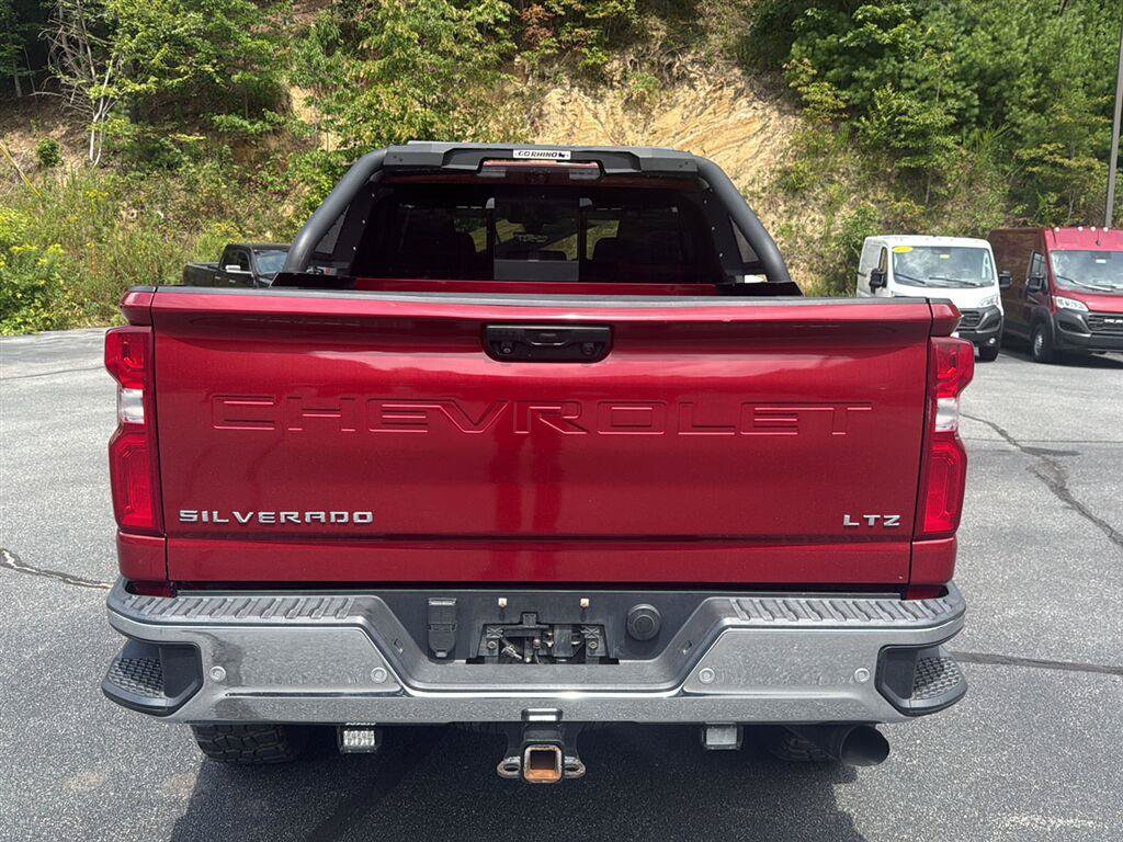 Used 2020 Chevrolet Silverado 2500 LTZ w/ LTZ Premium Package AWD/4WD image 40