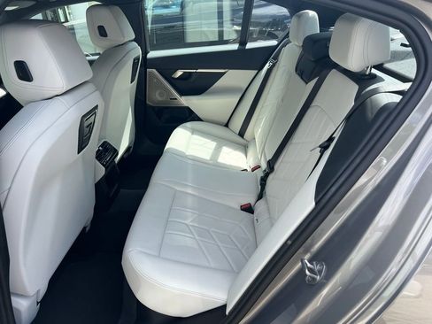 Certified 2024 BMW 530i w/ Premium Package image 16