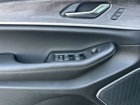 New 2026 Jeep Grand Cherokee Limited AWD/4WD image 12