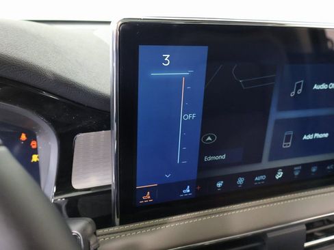 New 2026 Lincoln Corsair Premiere FWD image 7