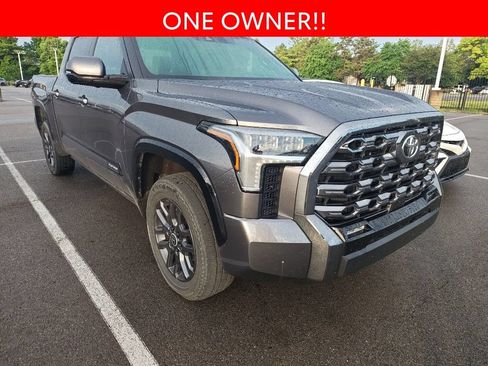 Used 2024 Toyota Tundra Platinum AWD/4WD image 3