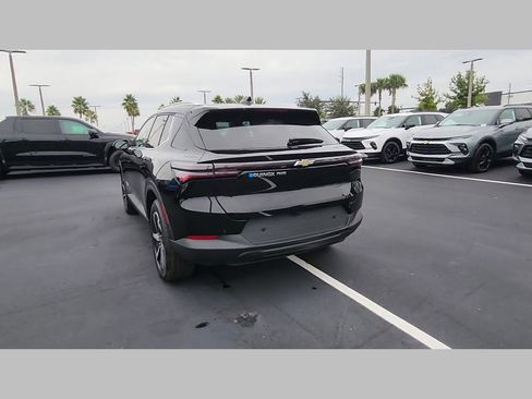 New 2026 Chevrolet Equinox EV LT image 20