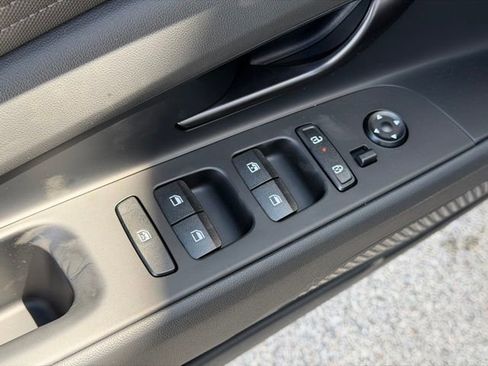 New 2026 Hyundai Elantra SEL Sport Premium FWD image 21