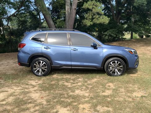 Used 2019 Subaru Forester Limited AWD/4WD image 8