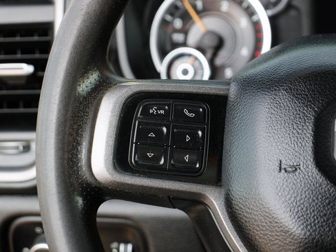 Used 2021 RAM 5500 Tradesman image 17