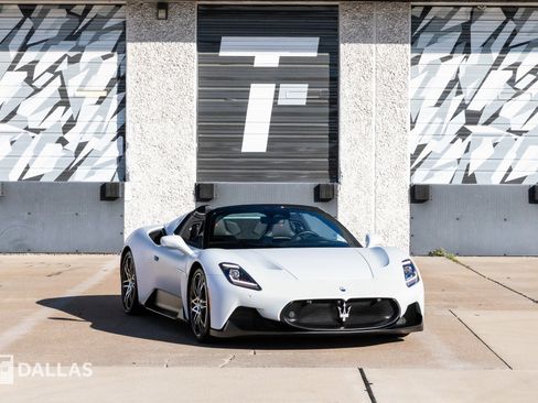 Used 2024 Maserati MC20 Cielo image 1