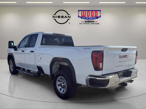 Used 2024 GMC Sierra 3500 Pro w/ Convenience Package image 4