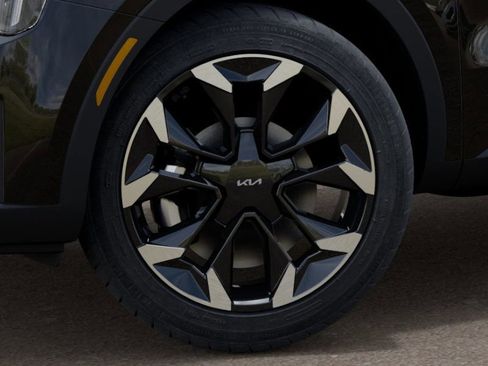 New 2025 Kia Sorento EX w/ Panoramic Sunroof Package image 9