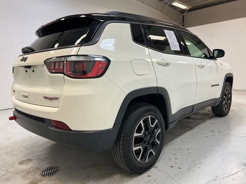 Used 2019 Jeep Compass Trailhawk image 8