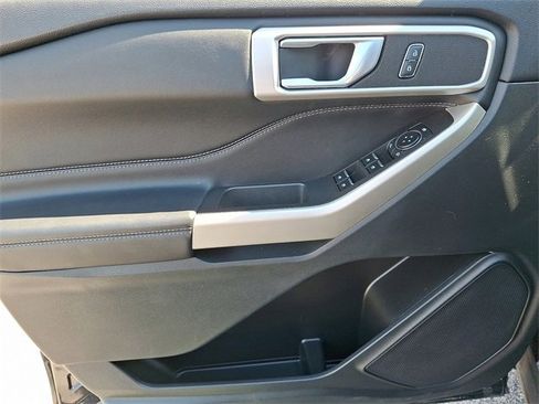 Used 2023 Ford Explorer XLT w/ Equipment Group 202A image 16