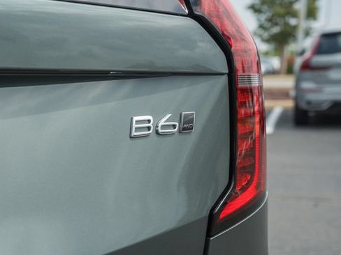 New 2027 Volvo XC90 B6 Plus AWD/4WD image 7