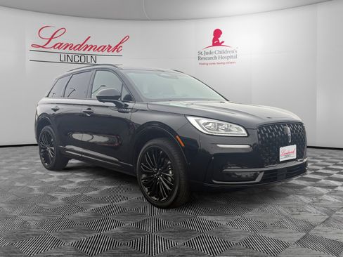 Certified 2024 Lincoln Corsair Reserve w/ Equipment Group 202A image 7