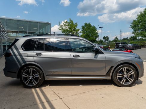 Used 2023 BMW X7 M60i w/ Executive Package AWD/4WD image 6