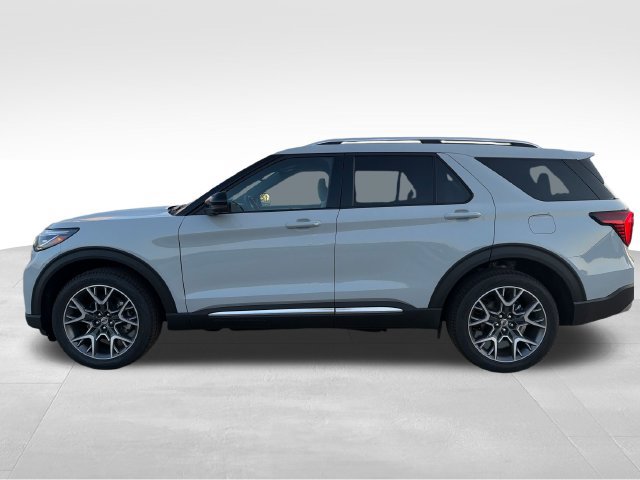 New 2027 Ford Explorer Platinum w/ 3.0L Ultimate Package AWD/4WD image 3